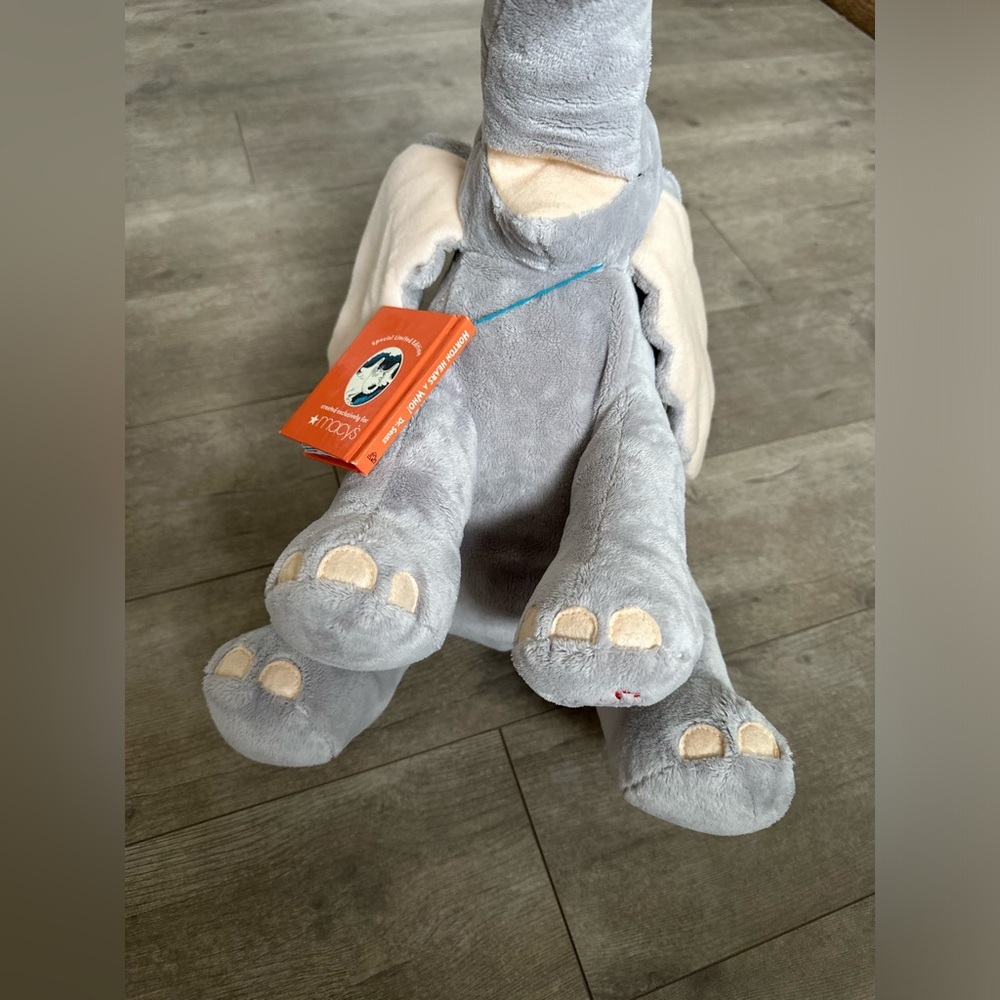 Dr. Seuss Horton Hears a Who Plush & Book Macy's 2008 14" Limited Edition - Picture 9 of 15